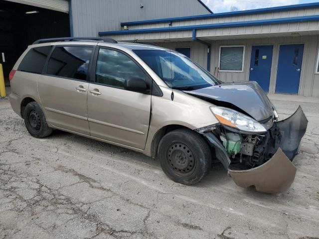 2009 Toyota Sienna CE