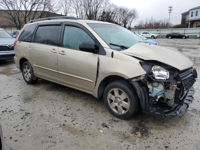 2005 Toyota Sienna CE