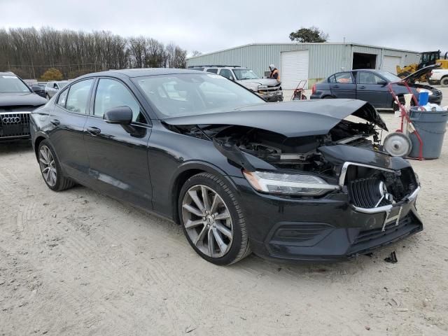 2019 Volvo S60 T5 Momentum