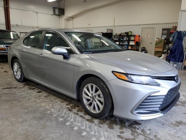 2022 Toyota Camry LE