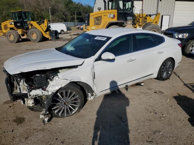 2019 KIA Cadenza Premium