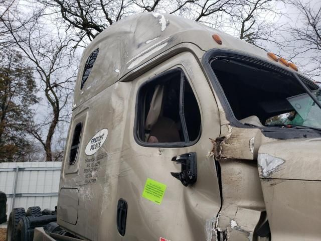 2017 Freightliner Cascadia 125