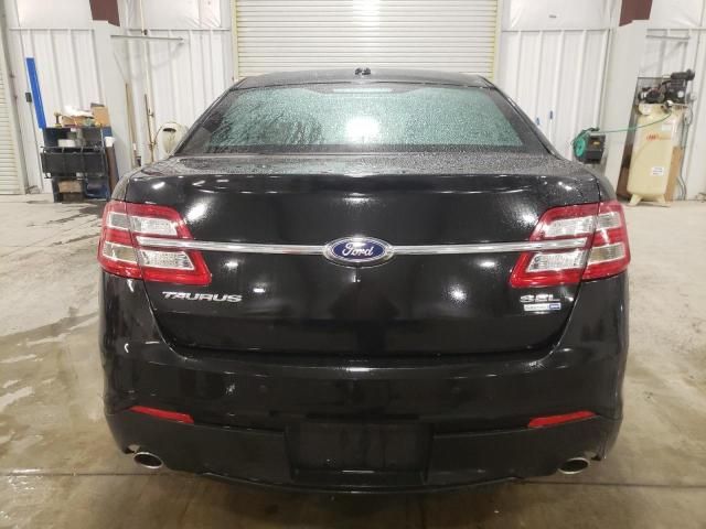 2014 Ford Taurus SEL