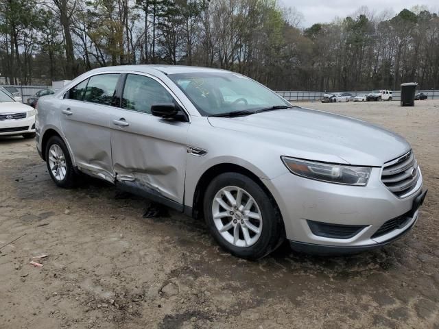 2015 Ford Taurus SE