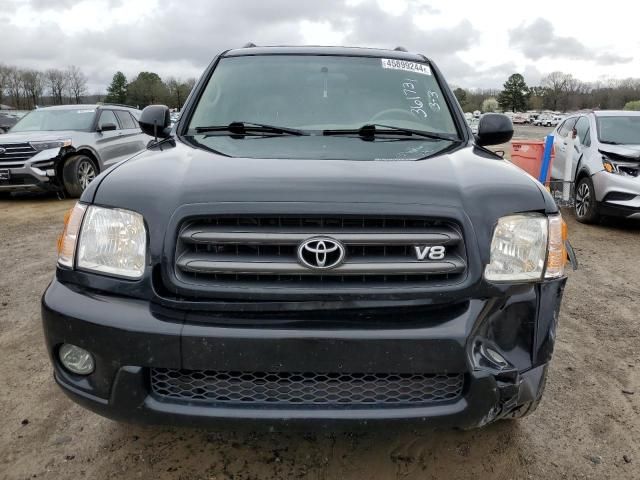 2004 Toyota Sequoia SR5