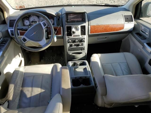 2008 Chrysler Town & Country Touring