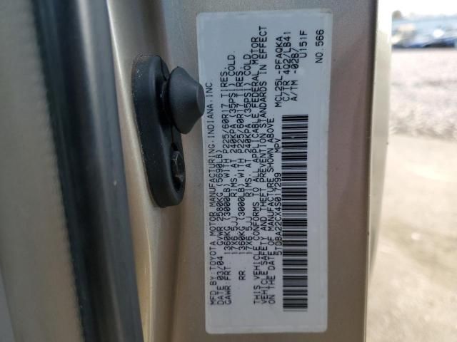 2004 Toyota Sienna XLE