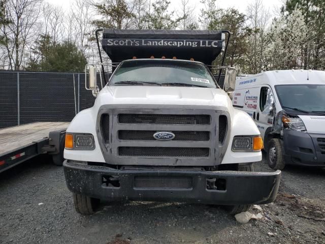 2004 Ford F650 Super Duty