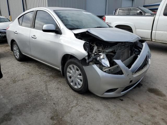 2013 Nissan Versa S