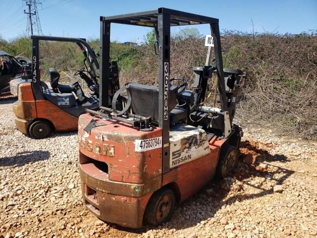 2003 Nissan Forklift