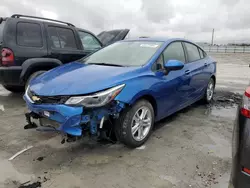 Salvage cars for sale from Copart Cahokia Heights, IL: 2018 Chevrolet Cruze LT