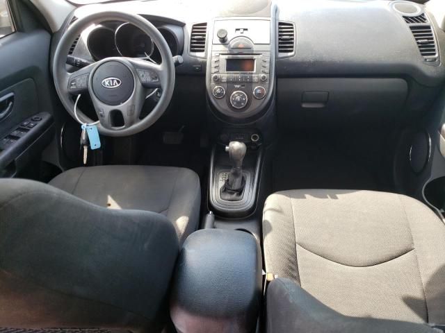 2011 KIA Soul +