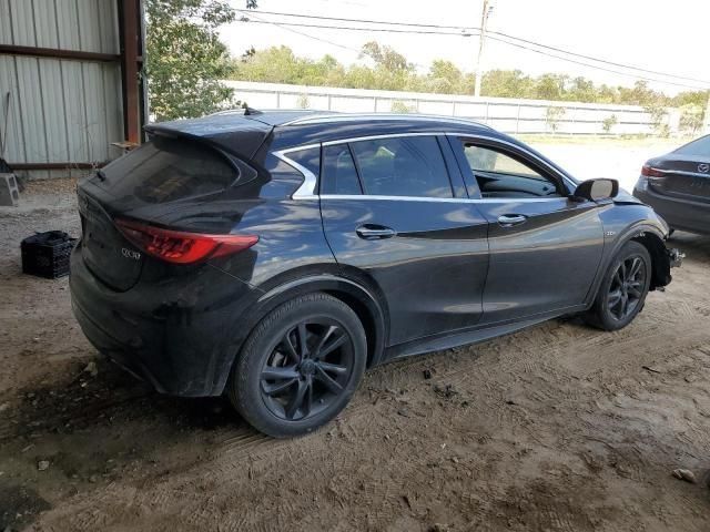 2017 Infiniti QX30 Base