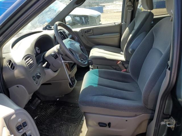 2004 Chrysler Town & Country Touring