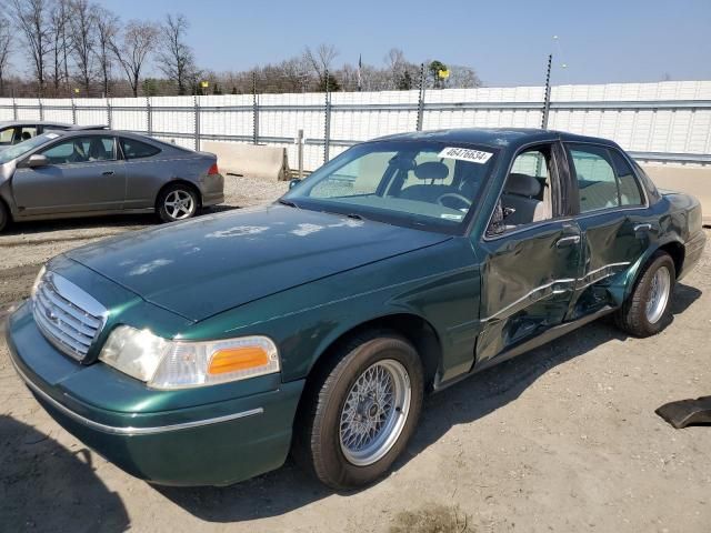 2000 Ford Crown Victoria LX