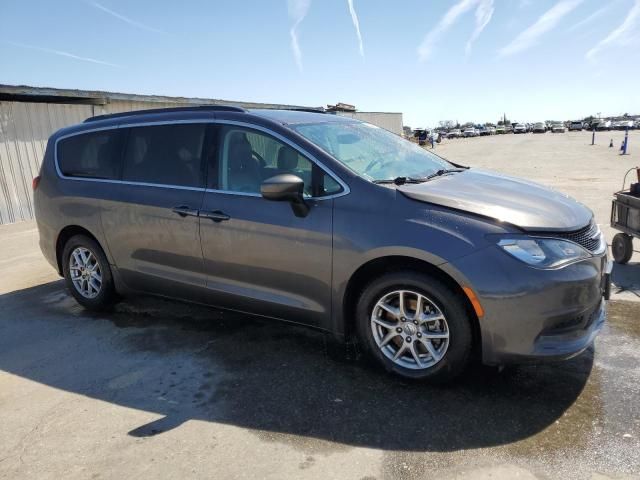 2021 Chrysler Voyager LXI