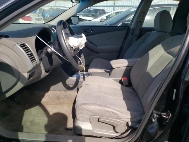 2010 Nissan Altima Base