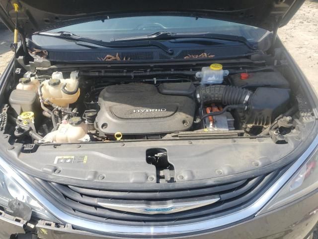 2018 Chrysler Pacifica Hybrid Touring L