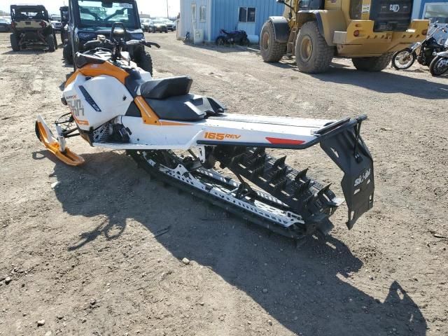 2017 Skidoo Snowmobile