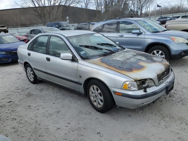 2000 Volvo S40