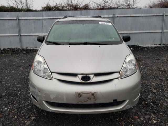 2006 Toyota Sienna CE