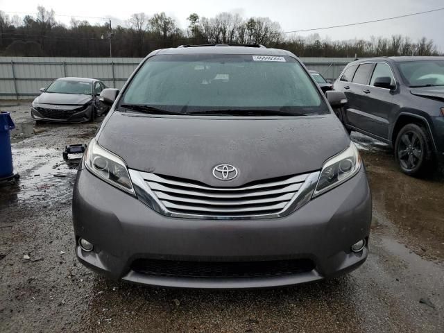 2015 Toyota Sienna XLE