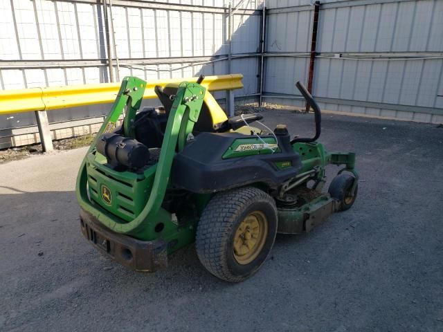 2015 John Deere Z915E