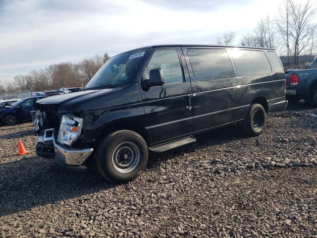 2012 Ford Econoline E350 Super Duty Wagon