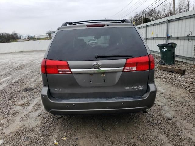 2005 Toyota Sienna XLE