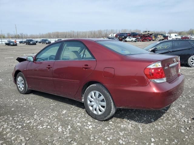 2005 Toyota Camry LE