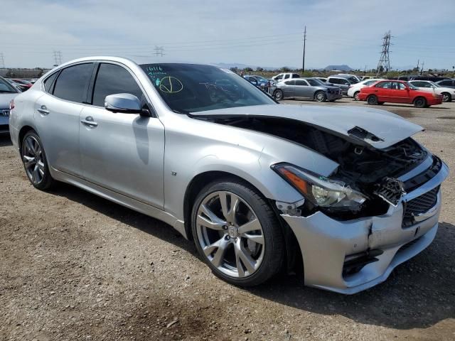 2016 Infiniti Q70 3.7