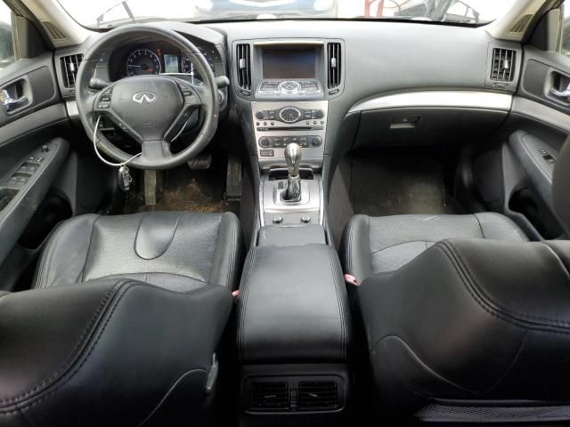 2015 Infiniti Q40