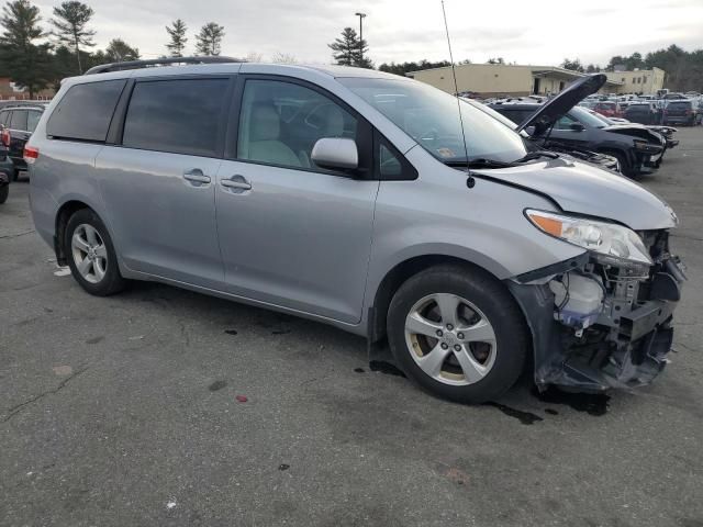 2012 Toyota Sienna LE