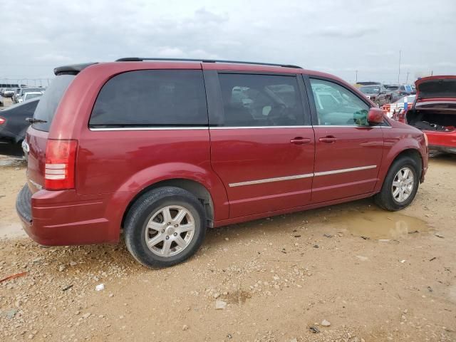 2010 Chrysler Town & Country Touring