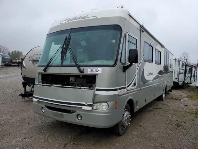 2004 Fleetwood 2004 Workhorse Custom Chassis Motorhome Chassis W2