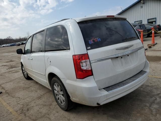 2016 Chrysler Town & Country LX