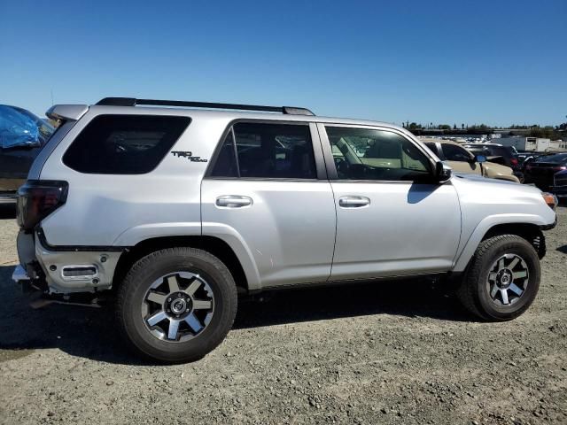 2023 Toyota 4runner SE