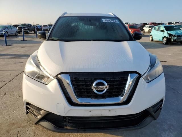 2018 Nissan Kicks S