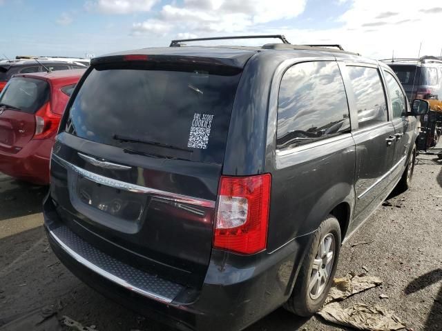 2012 Chrysler Town & Country Touring