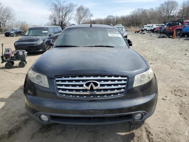 2005 Infiniti FX35