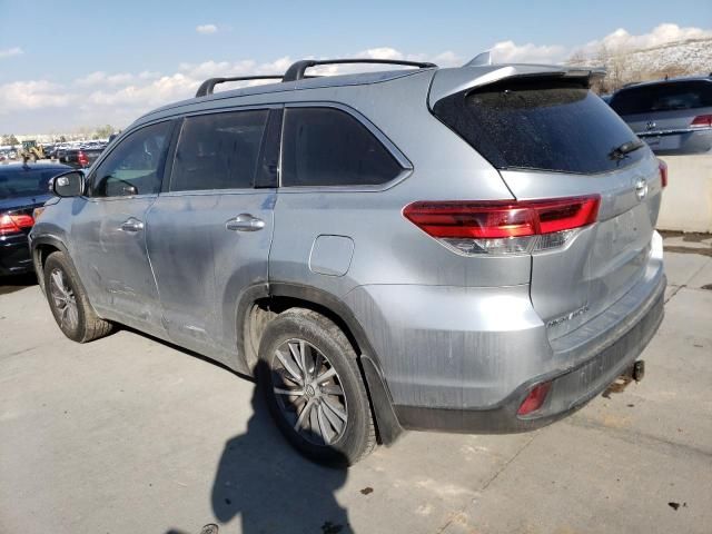 2017 Toyota Highlander SE