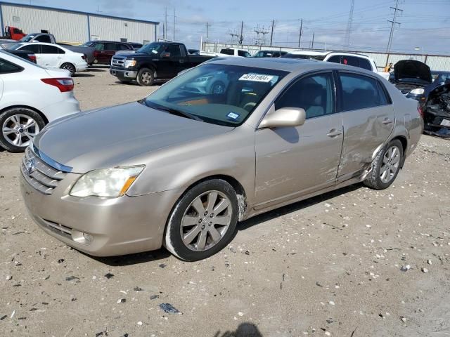 2005 Toyota Avalon XL