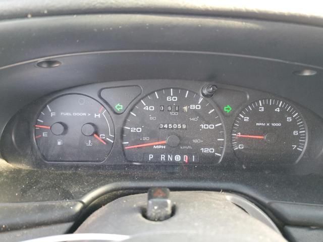 2002 Ford Taurus SE