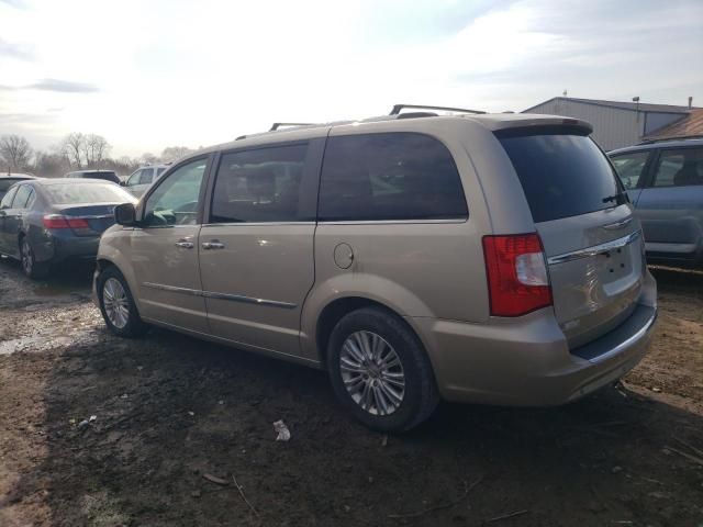 2013 Chrysler Town & Country Limited