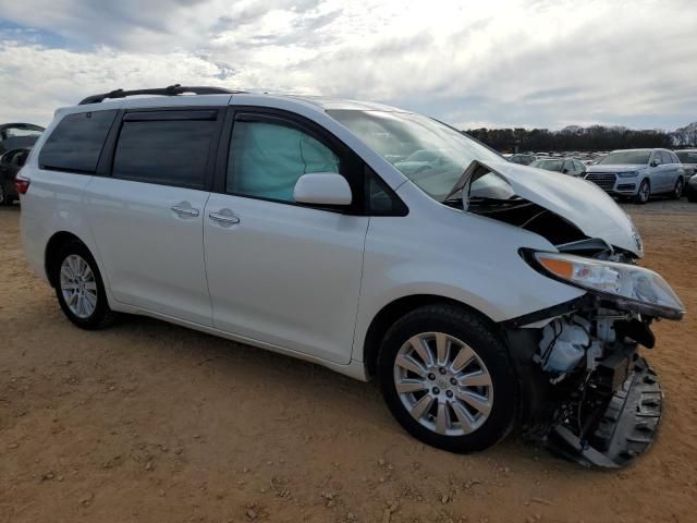 2015 Toyota Sienna XLE