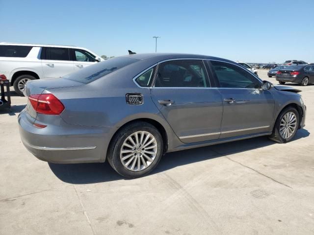 2016 Volkswagen Passat SE