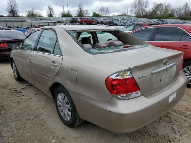 2005 Toyota Camry LE