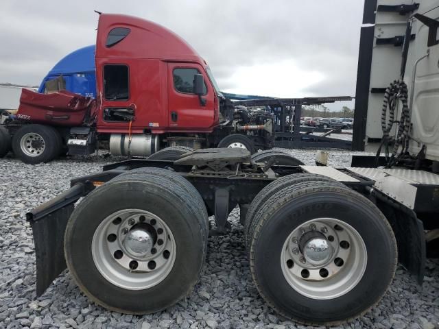 2016 Freightliner Cascadia 125