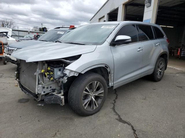 2018 Toyota Highlander LE