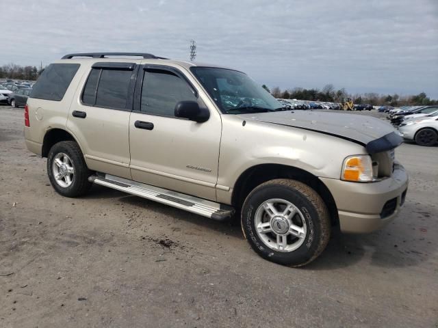 2004 Ford Explorer XLT